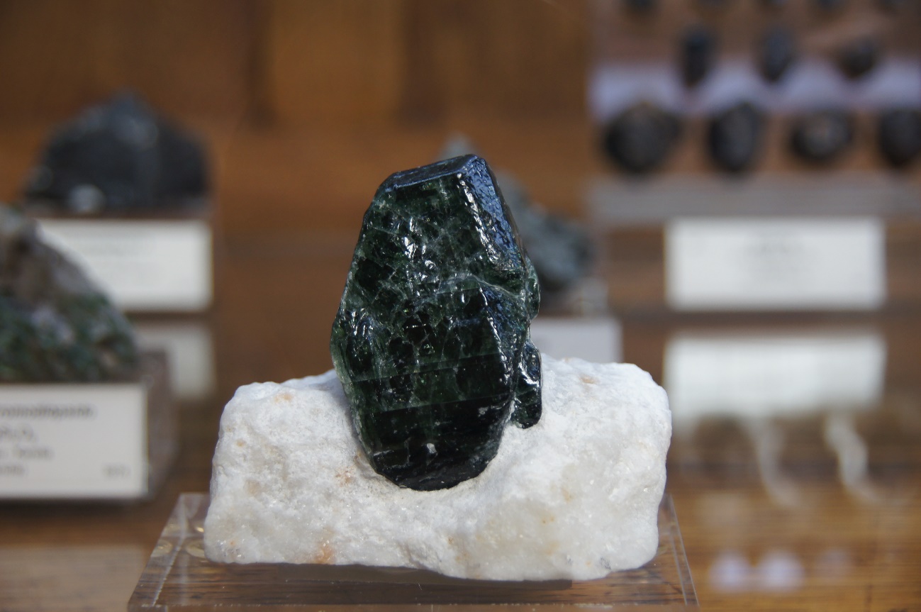 C:\Users\ELENA VINDEL\Desktop\Geominero\DSC09464.JPG