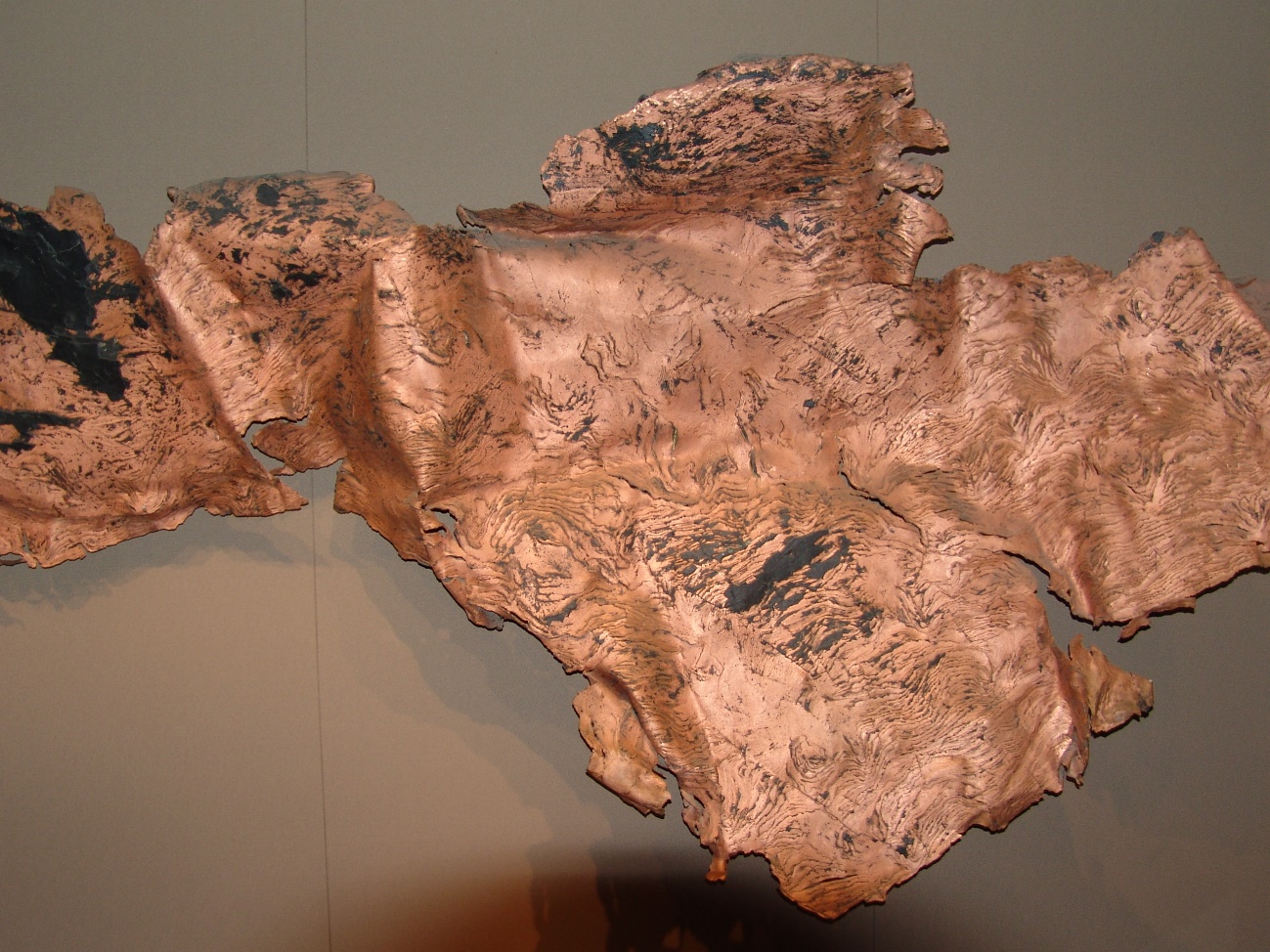 C:\Users\ELENA VINDEL\Documents\FOTOS DE GEOLOGIA\SMITSONIAN 2006\COBRE2.jpg