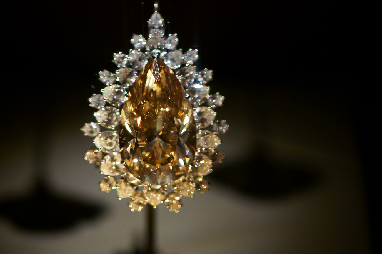 C:\Users\ELENA VINDEL\Documents\FOTOS DE MINERALES Y ROCAS\DSC00677.JPG