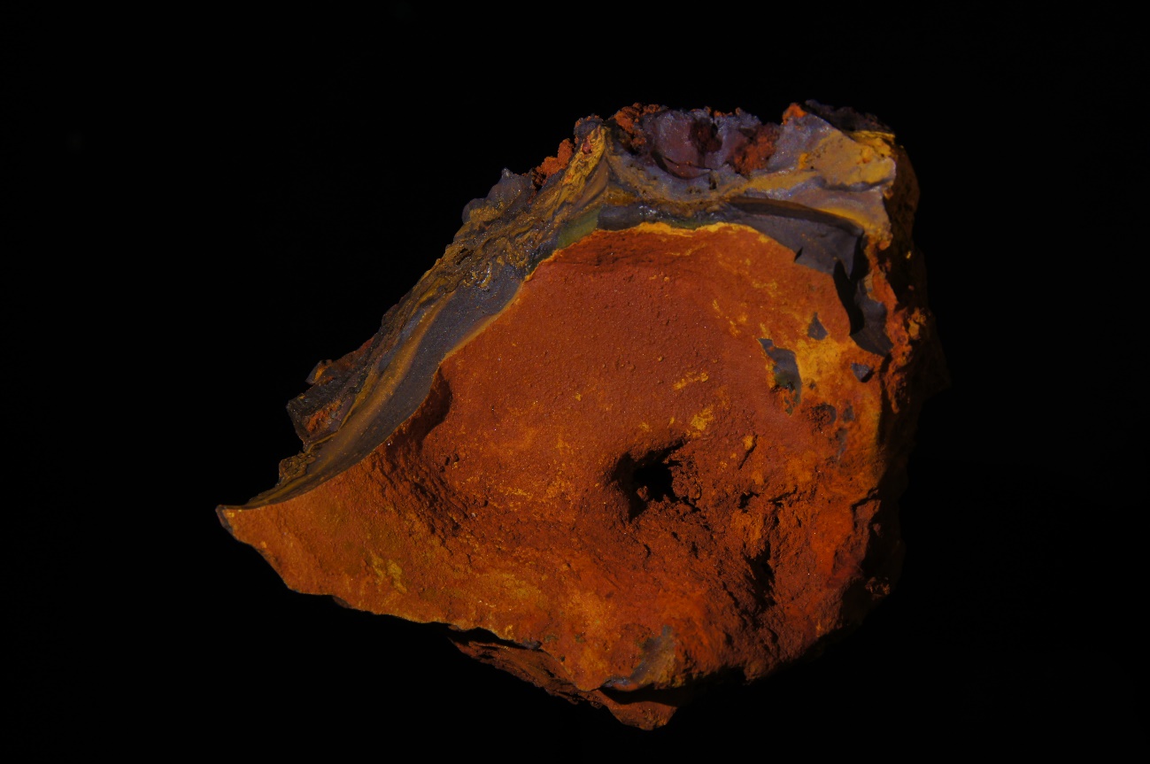 C:\Users\ELENA VINDEL\Documents\MINERALES CONCURSO ELEKTRA\GOETHTIA.JPG