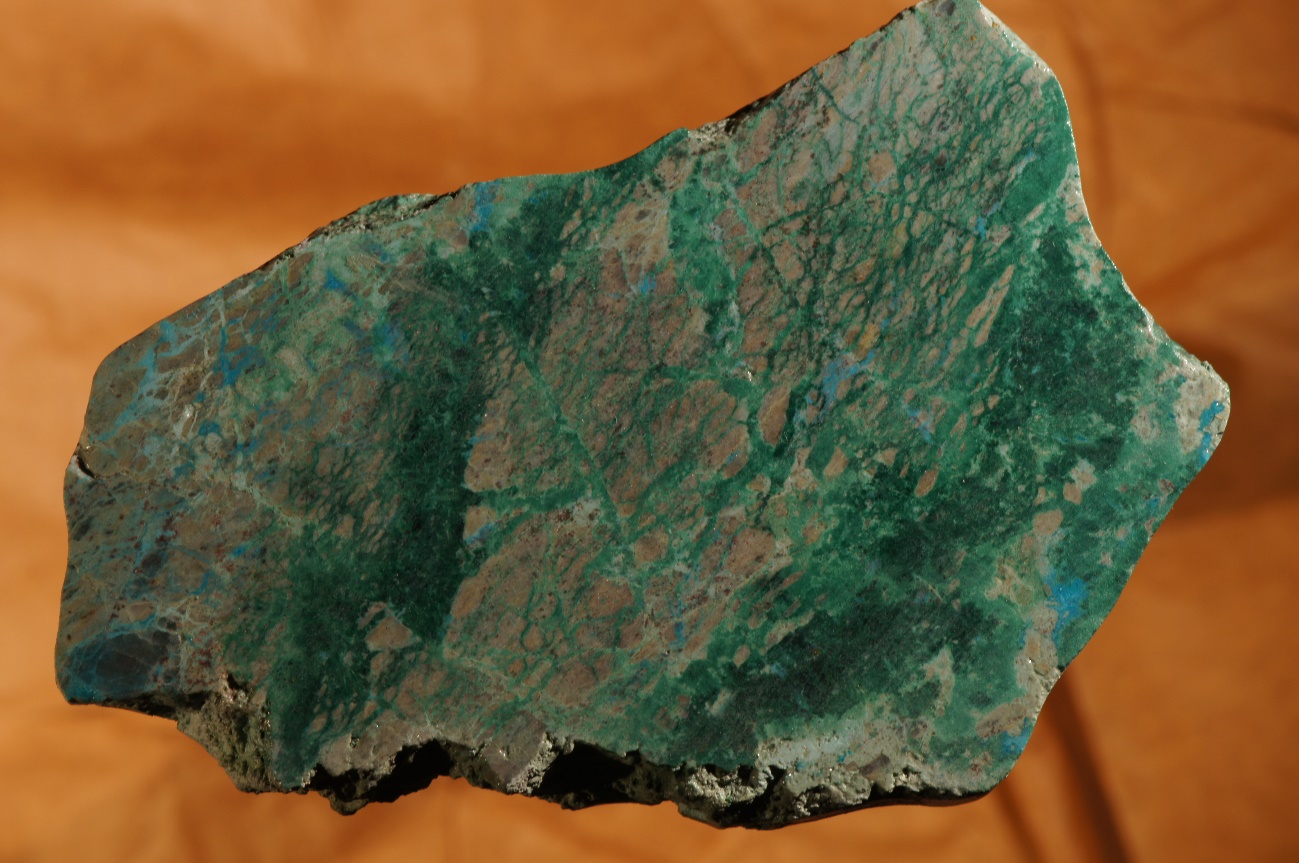 C:\Users\ELENA VINDEL\Documents\MINERALES CONCURSO ELEKTRA\MALAQUITA.JPG