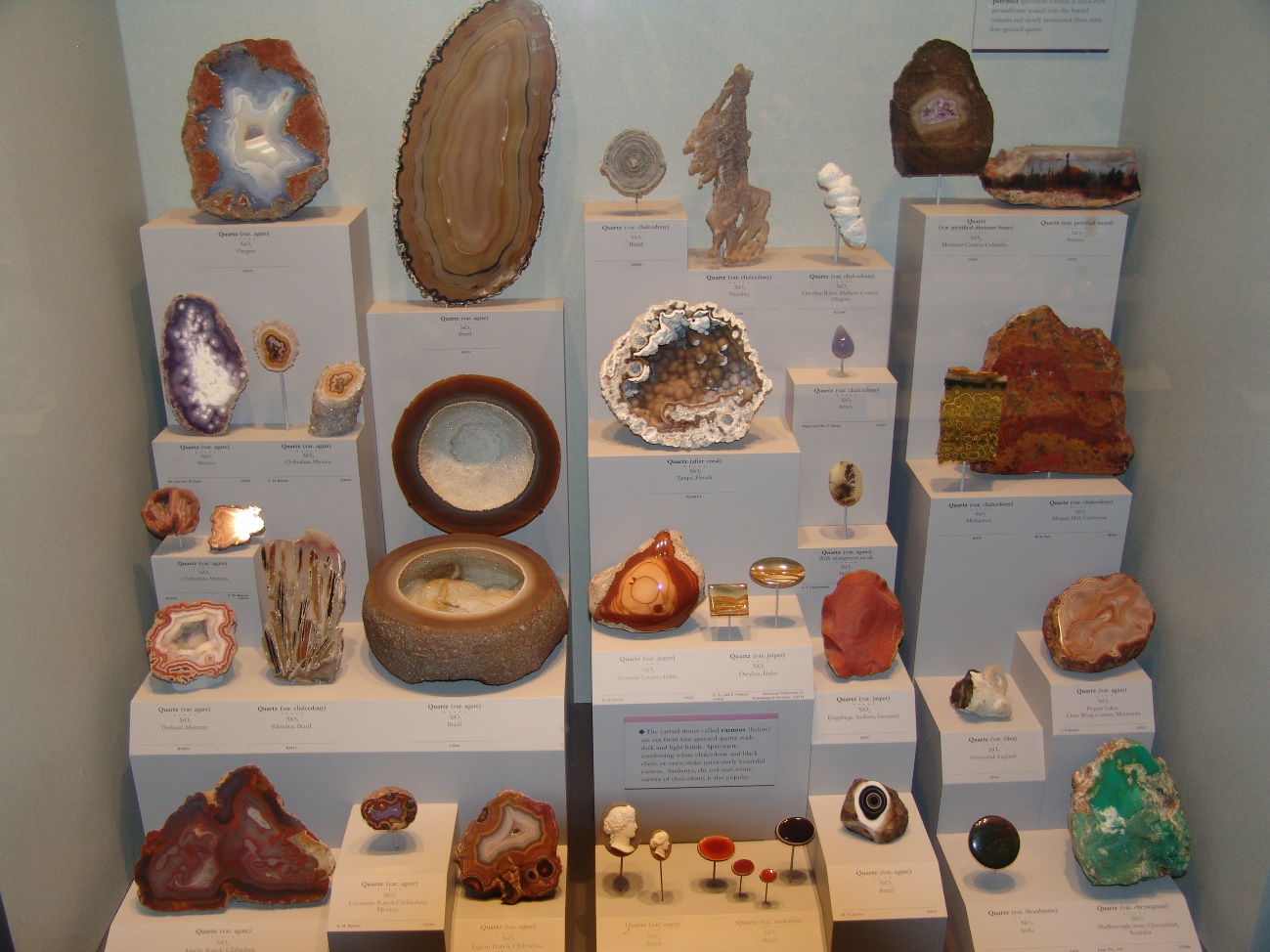 E:\2_FOTOS\FOTOS DE GEOLOGIA\SMITSONIAN 2006\AGATAS.jpg