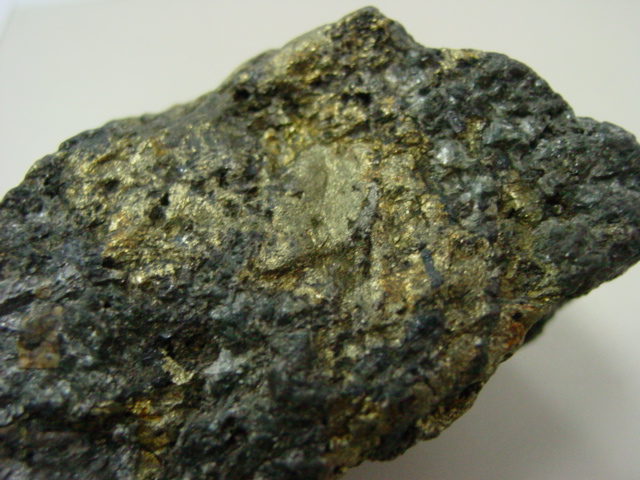 G:\1_DOCUMENTOS\SILICATOS\imagenes minerales\FOTOSNOSILICATOS VISU\Sulfuros y Sulfosales\Calcopirita II.jpg