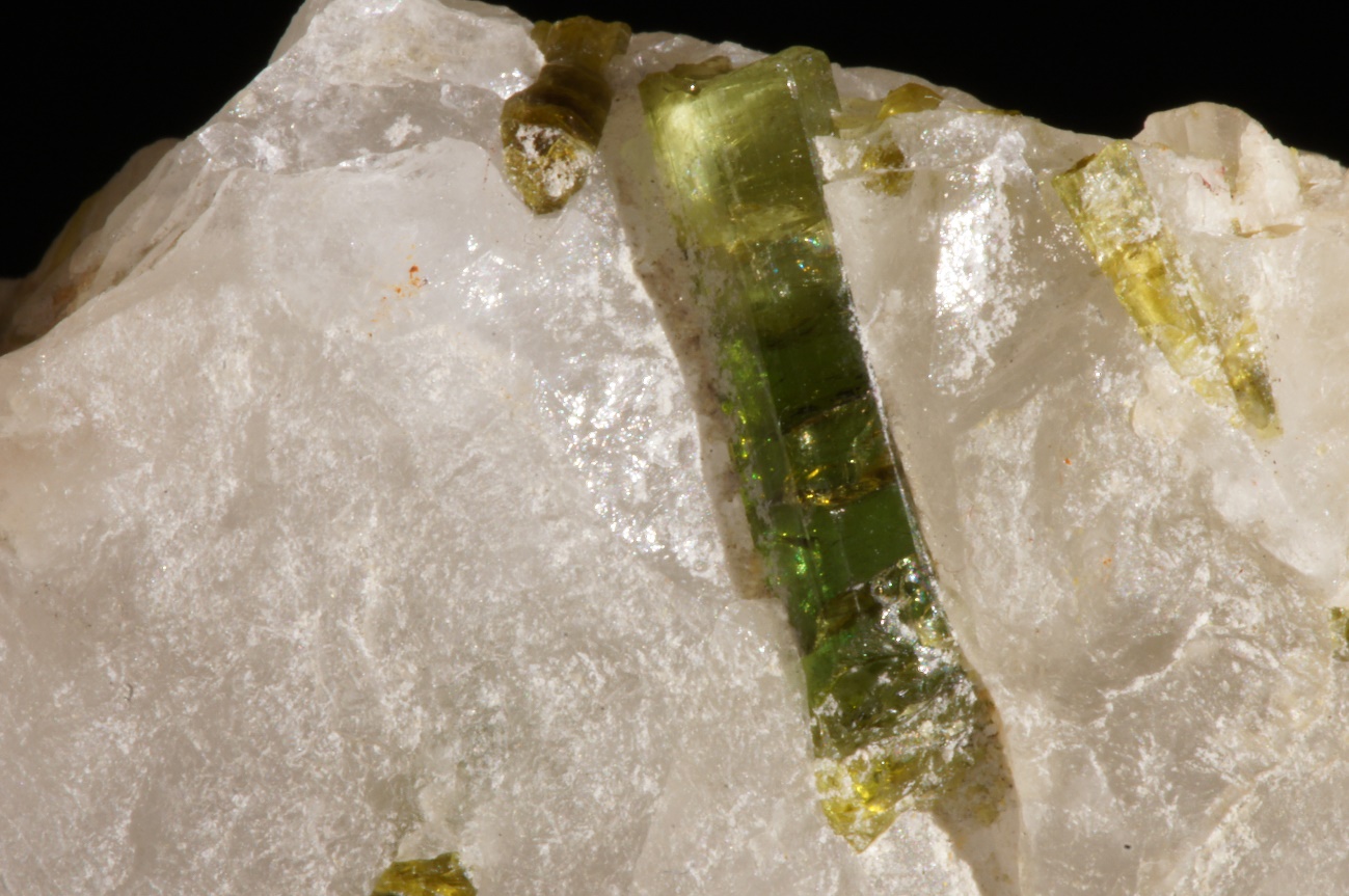 G:\2_FOTOS\MINERALES CONCURSO ELEKTRA\24 Verdelita.jpg.JPG