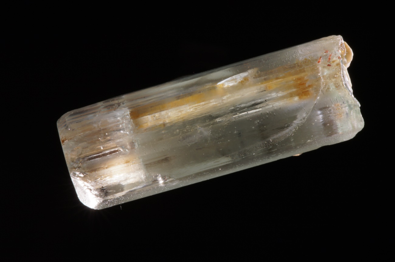 G:\2_FOTOS\MINERALES CONCURSO ELEKTRA\28 Aguamarina.jpg.JPG