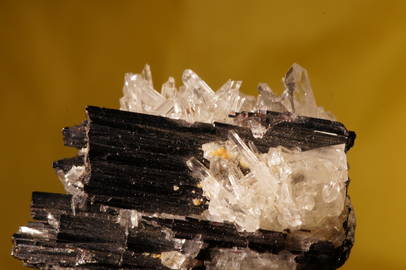 G:\2_FOTOS\MINERALES CONCURSO ELEKTRA\WOLFRAMITA 1.JPG
